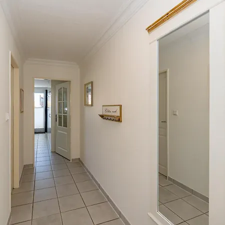 Wiking, App 001 Apartament *